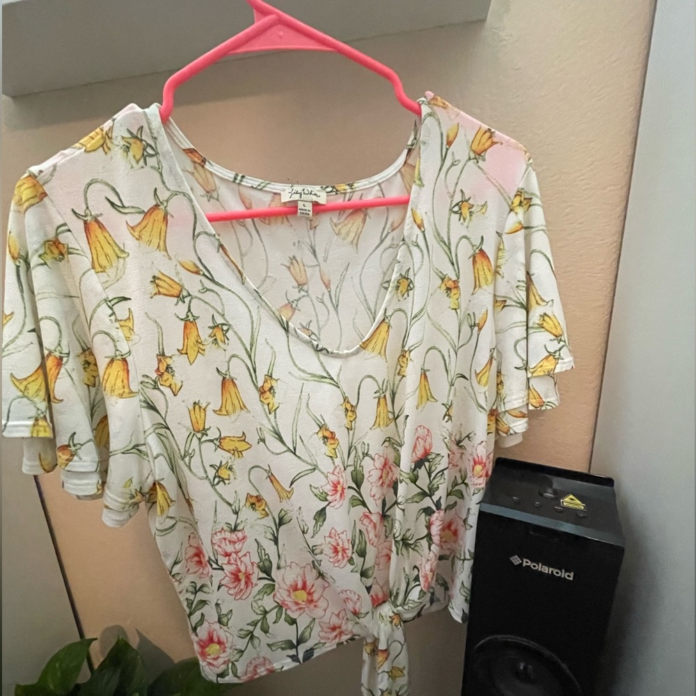 Lily white floral shirt with tie in front
